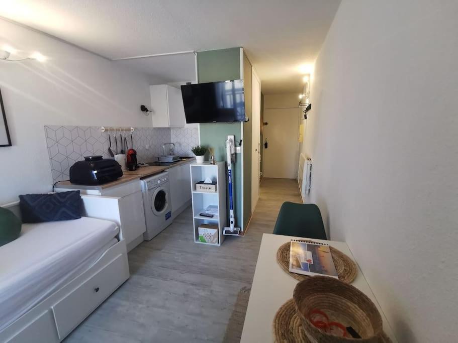 Superbe Studio Renove Avec Piscine Et Vue Marina Le Barcares Exterior photo